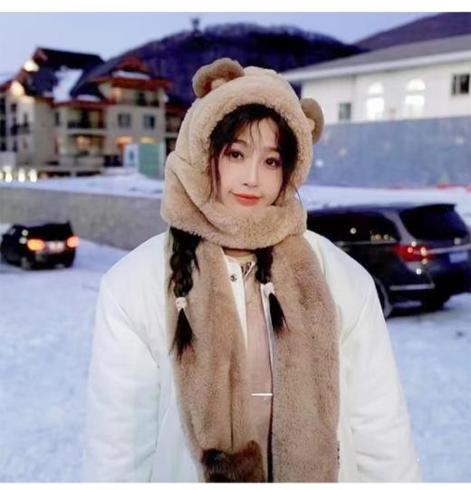 🔥大冷天的出门，想要保暖不受冻，帽子围巾手套👍🏻，一样也不能少～ 今天给大家推荐的这款🥰【三合一多功能保暖帽围巾手套】 🌸它既能暖脑袋同时还能暖脖子和双手 商品图0