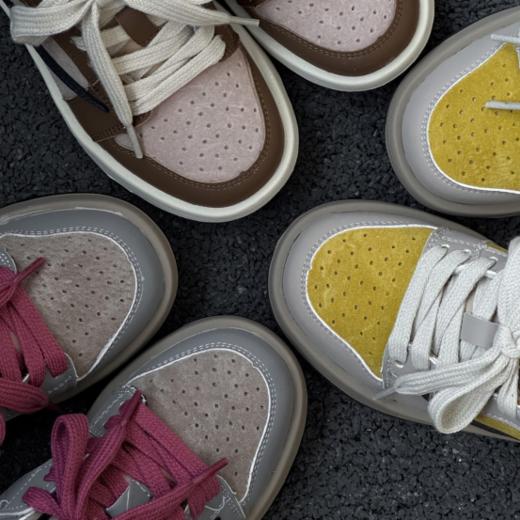 💥【AFJI大牌风炫彩绒面拼接经典板鞋990】🌿鞋面精选优质面料，✨整体舒适时尚百搭 🔥内里柔软透气，上脚清爽不闷热~💦 舒适跟高显腿长，久走不累脚  商品图3