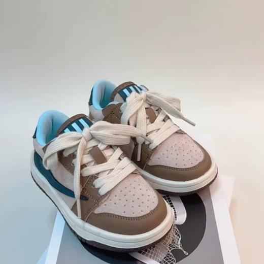 💥【AFJI大牌风炫彩绒面拼接经典板鞋990】🌿鞋面精选优质面料，✨整体舒适时尚百搭 🔥内里柔软透气，上脚清爽不闷热~💦 舒适跟高显腿长，久走不累脚  商品图5