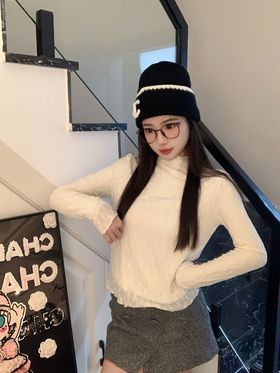 氛围感少女的秋冬甜酷兼具的秘密~