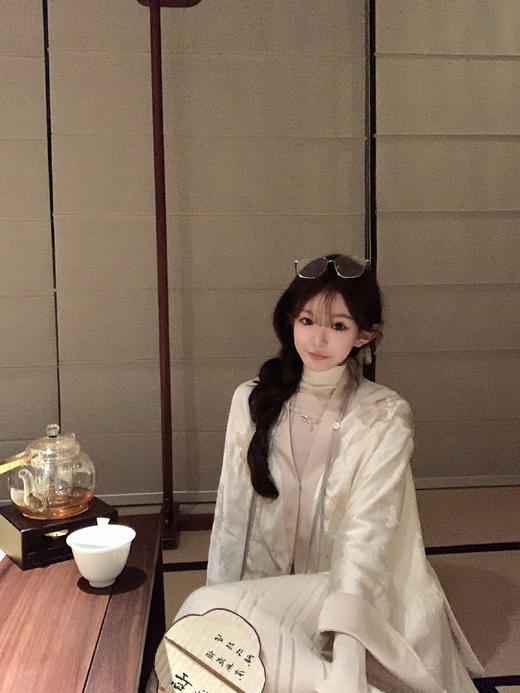 金蘑菇菇 满陇桂雨 人闲花落 / 重工提花新中式系列&row斗篷 商品图5