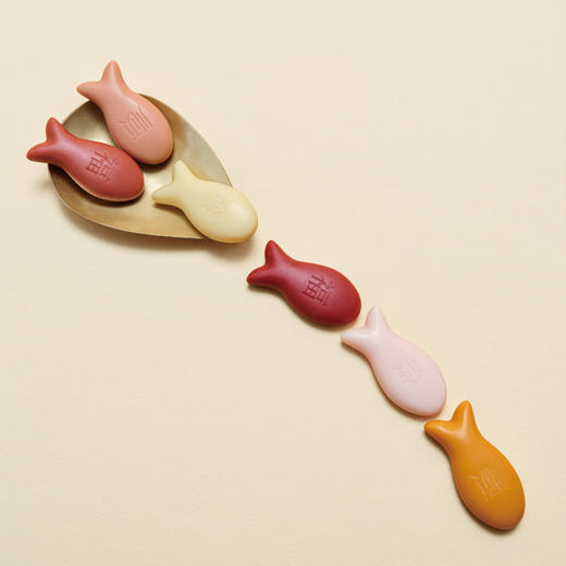 【竹马少年游】新春限定鱼游山海精油香砖礼盒 商品图1