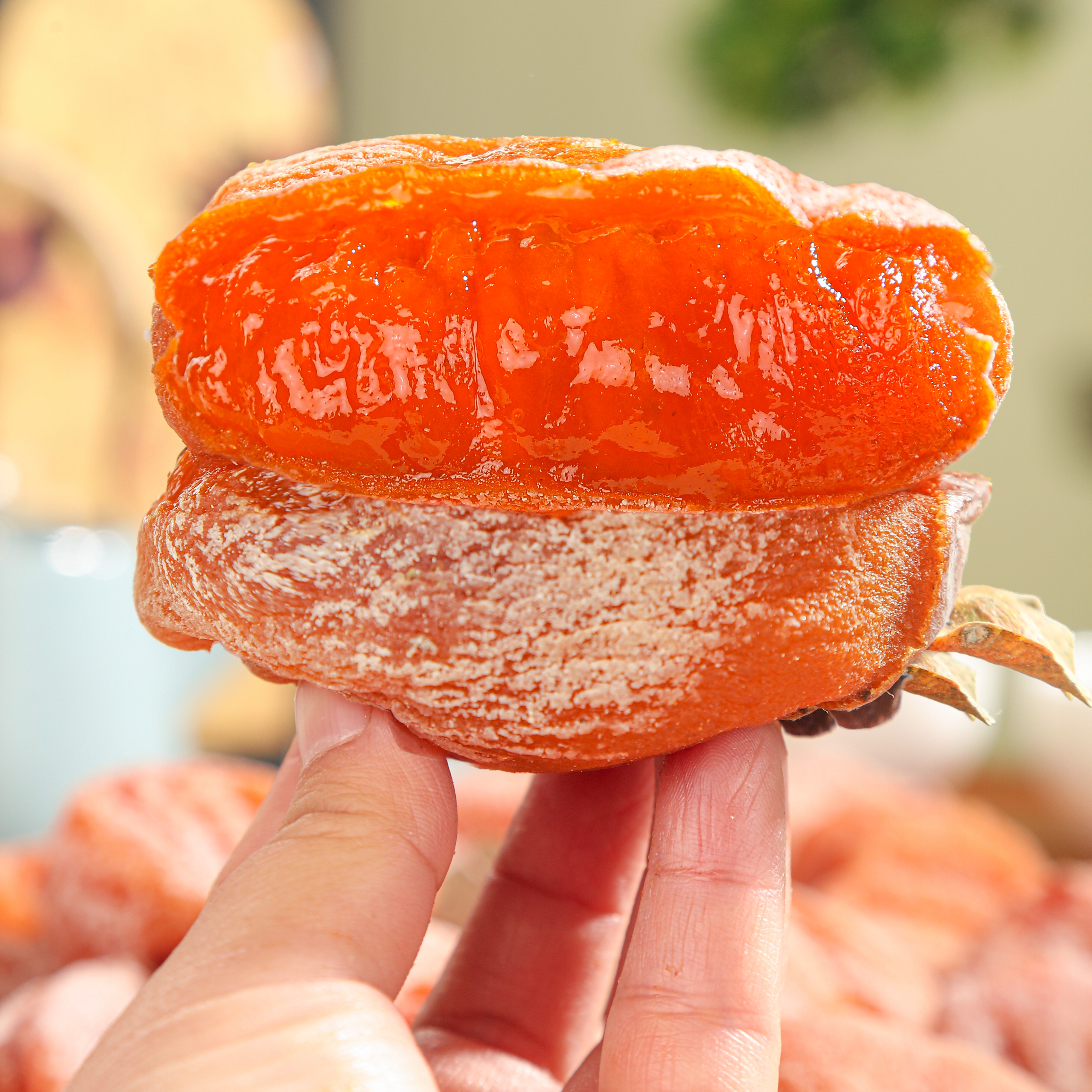 陕西 • 富平柿饼# 地标产品，年度美食，正宗富平柿饼，香甜软糯，糖心十足，每一口都是出口级品质~