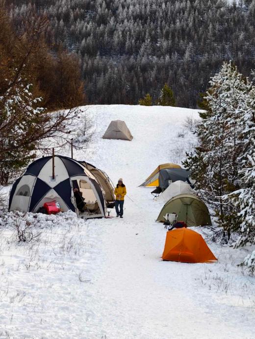 周末2天【桦皮岭雪扎露营】桦皮岭雪扎露营，雪地火锅，围炉夜话、烟花、桦皮岭徒步雾凇盛筵、赏醉美塞北雪景 商品图2