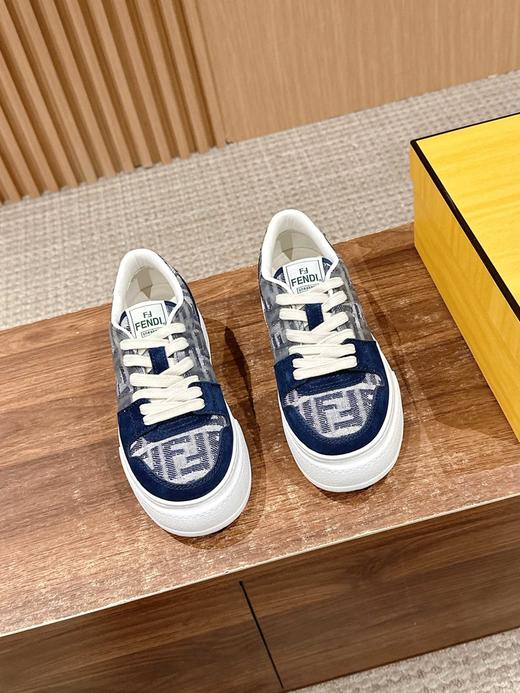 FENDI芬迪新款厚底板鞋休闲运动鞋（ZX*DBG） 商品图3