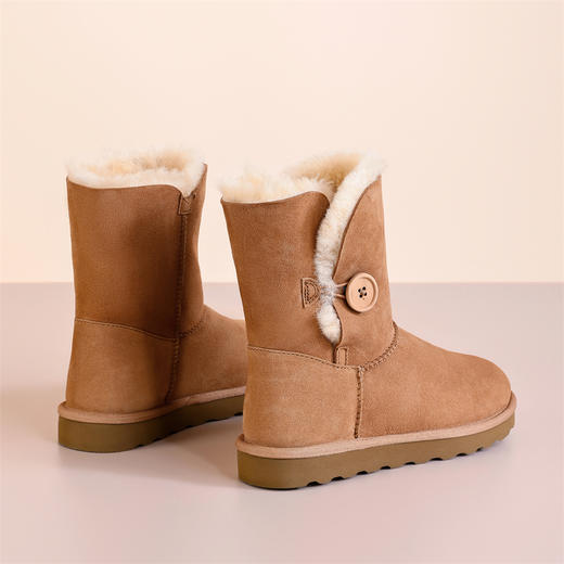 隆丰冬季新款女士高筒一粒扣雪地靴经典舒适保暖A级羊皮毛一体短靴122483 商品图6