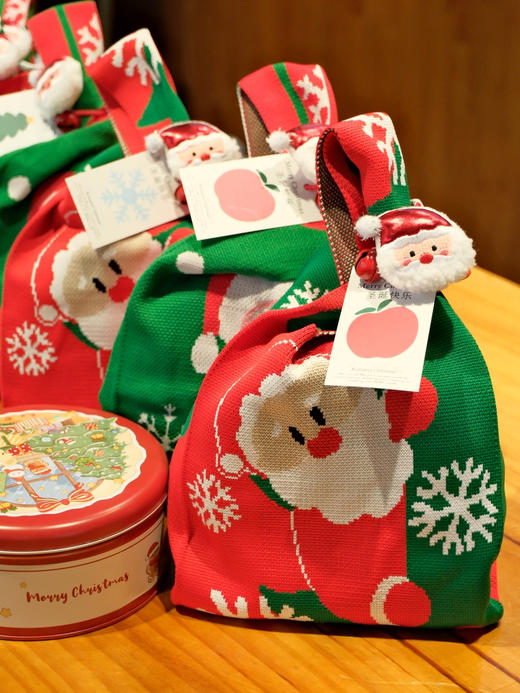 圣诞三色曲奇礼盒（原价138秒杀价98，仅限12月23日至12月25日下午2点后到店自提，22号前下单另外赠送10元面包抵用券一张） 商品图1