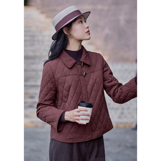 红念红色菱格棉服女短款小个子设计感冬季2025年新款冬装外套上衣 商品图1