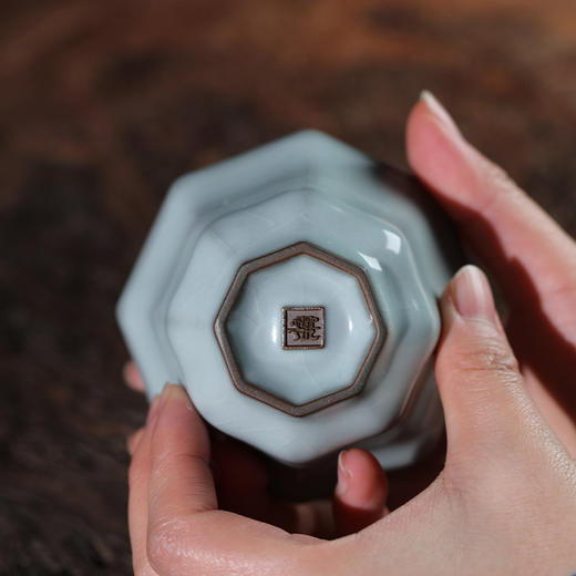 问鼎官窑庚子宋青八方杯 商品图2