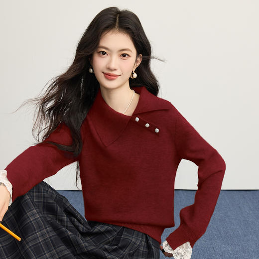 【12/10新品6折】熙世界韩系慵懒风套头毛衣女2025秋冬长袖宽松设计感翻领针织上衣 商品图4