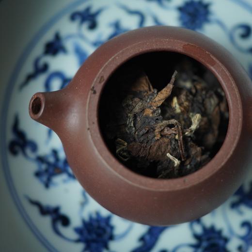 识年老白茶 2013年春秋拼配寿眉茶饼  春水秋香一口入心福鼎白茶 商品图2