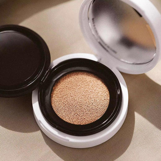 【12.11王炸割肉价】NARS水凝光润防护气垫粉底液 象牙白色5克 商品图2