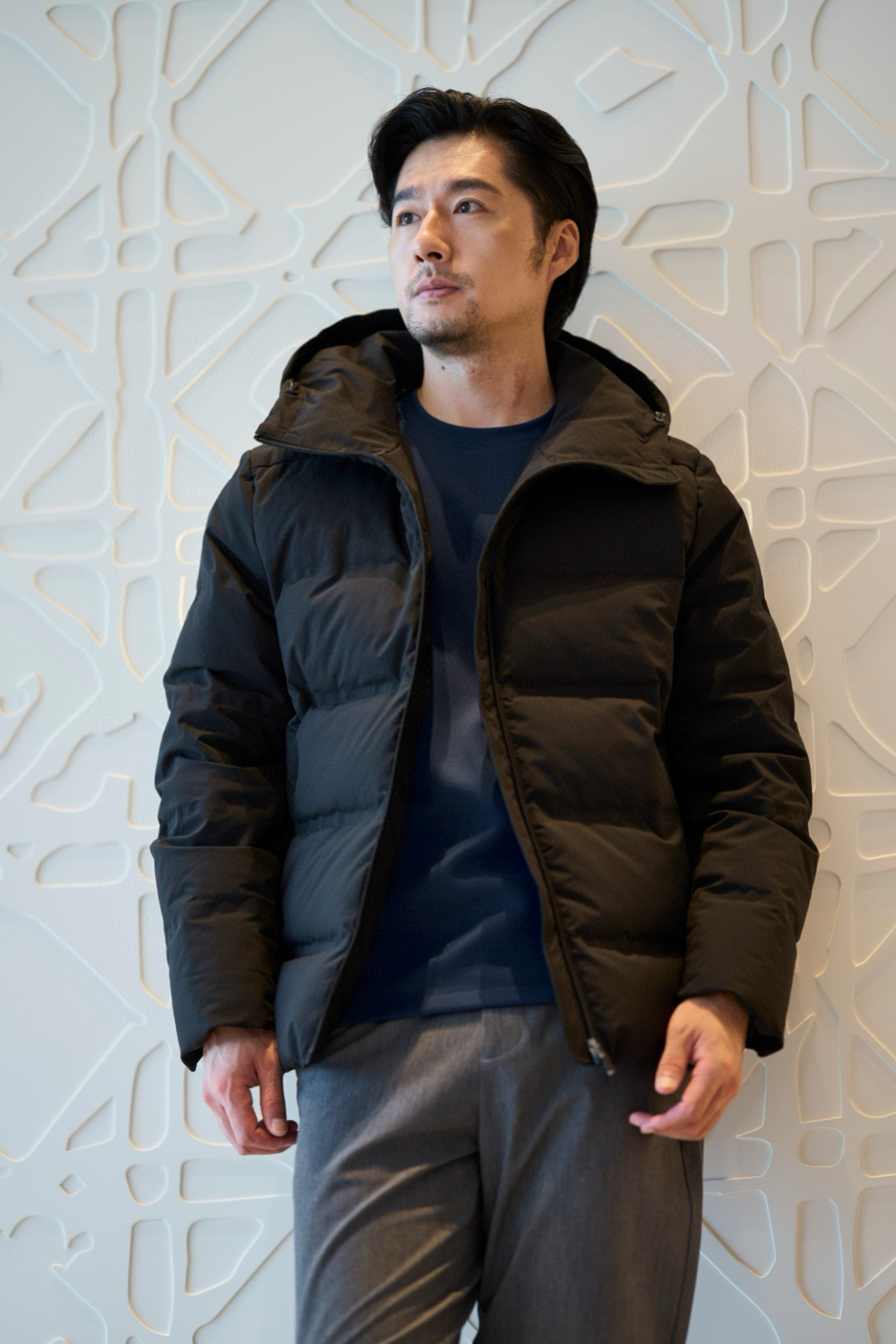 拇指白小宇中款鹅绒服无限系列