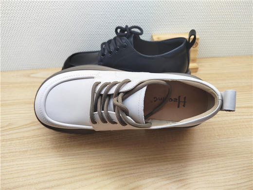 豪行秋冬新款23338918真皮职业休闲低跟女鞋单鞋皮鞋 商品图3