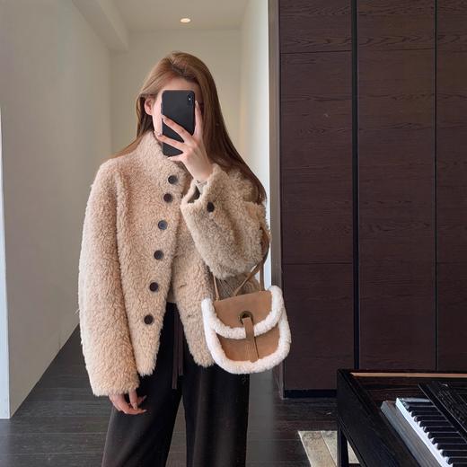 冬日氛围感！ 时髦立领排扣卷毛外套女上衣2025新款秋冬季！ 商品图0
