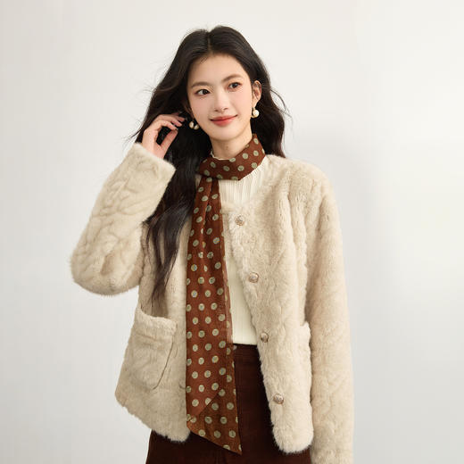 【12/10新品6折】熙世界小香风仿水貂毛毛外套女短款冬季仿皮草圆领开衫毛绒绒上衣 商品图1