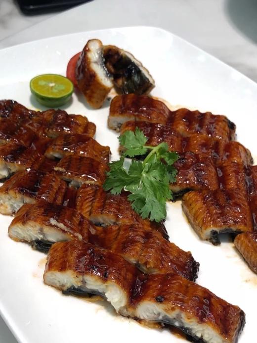 & 蒲烧烤鳗鱼，鲜嫩肥美、酱汁入味、咸甜不腻😋 商品图6