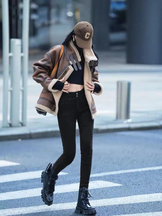 【加绒款弹力高腰小脚牛仔裤MD-82523】杨幂同款！常规款和加绒款都来了‼️太绝了👍 穿出明星腿感团‼️长已自留两条👖-OTFS 商品图2