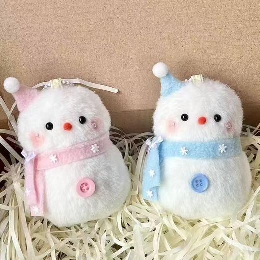 【创意设计❗️萌趣可爱】毛绒雪人挂件喜庆兔年礼物创意包包摆件怀旧青年带娃送女友新年送礼。jb 商品图0