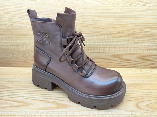 2024秋冬新品女短靴豪行正品24421603真皮时尚休闲韩版厚底马丁靴 商品图1