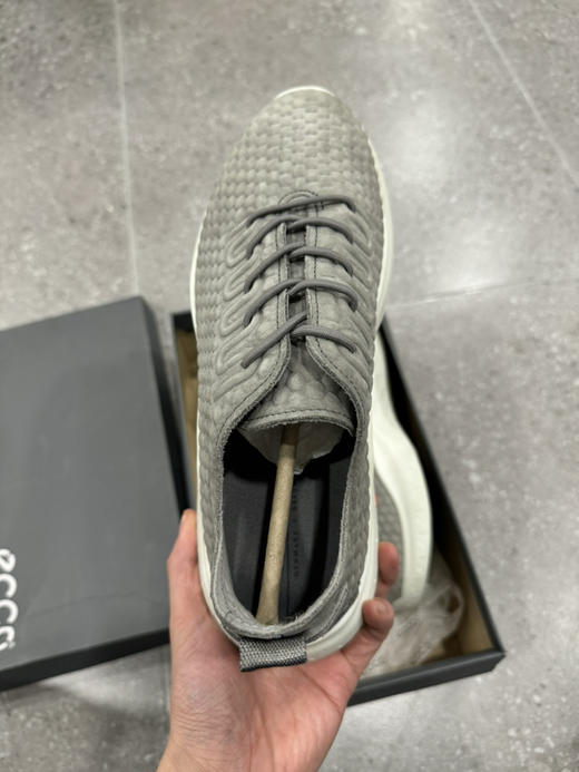 正品 ecco爱步 悦动 牛皮 舒适透气 低帮 运动休闲鞋 男款 草绿色 全新鞋盒轻微破损 尺码41号449码 商品图3