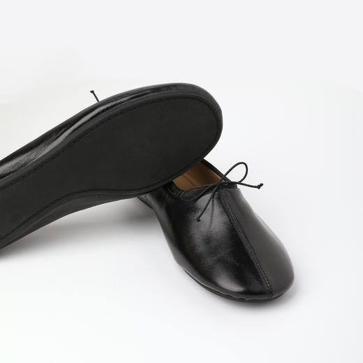 ROMISTUDIO油蜡头层水染羊皮易打理深口圆头皮单鞋 RWDSP31561 商品图3