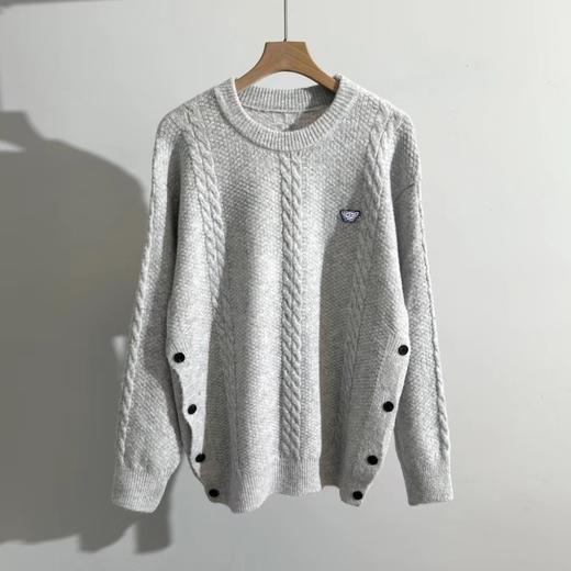 D121011秋季新款下摆纽扣设计百变穿搭软糯舒适圆领毛衣 商品图2