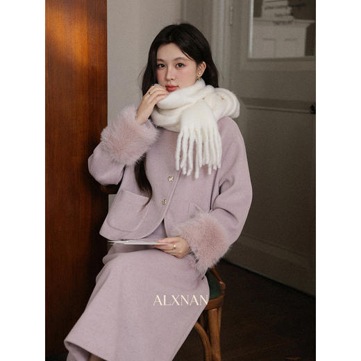 鹿向南「雪域玫瑰」不规则短款毛呢外套女冬季紫色高腰半身裙套装 商品图4