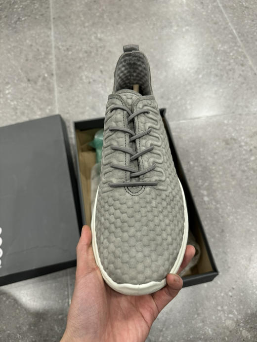 正品 ecco爱步 悦动 牛皮 舒适透气 低帮 运动休闲鞋 男款 草绿色 全新鞋盒轻微破损 尺码41号449码 商品图1