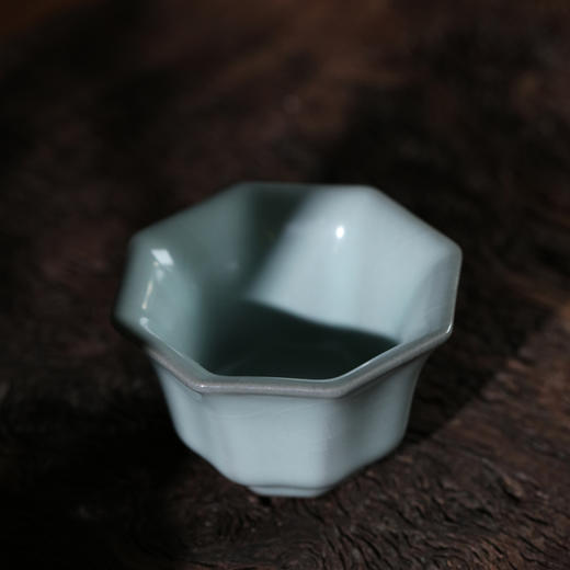 问鼎官窑庚子宋青八方杯 商品图1
