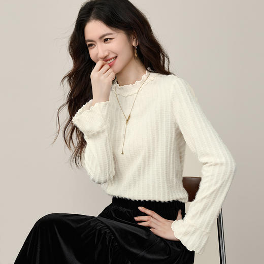 【12/10新品6折】熙世界法式木耳花边针织T恤女2025秋冬新款喇叭袖上衣内搭打底衫 商品图4