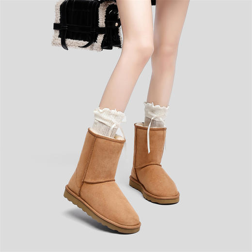 隆丰冬季经典款女长筒基础短靴保暖A级羊皮毛一体加厚保暖雪地靴122079 商品图0