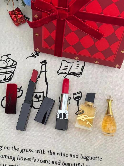 D121019圣诞节礼物丝绒棋盘格礼盒香水+口红礼物 商品图7