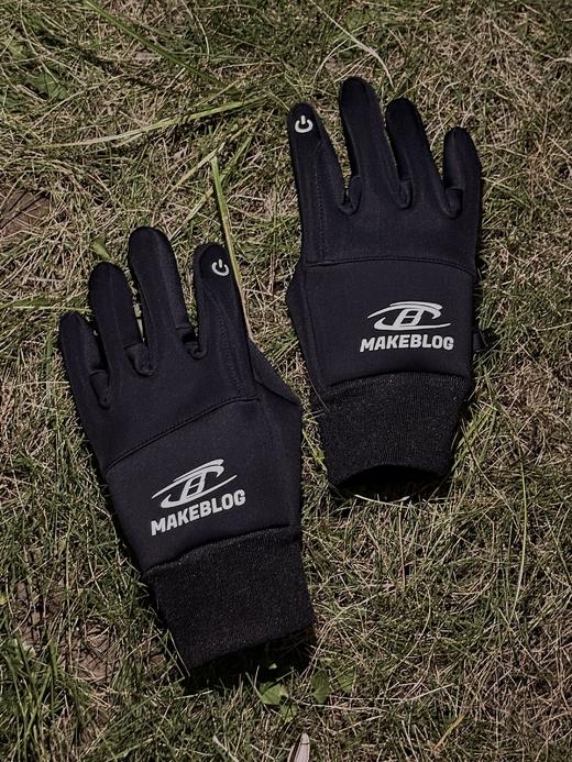 布老哥Blog冬季加绒保暖防风手套可触屏反光logo骑行运动均码手套 商品图4