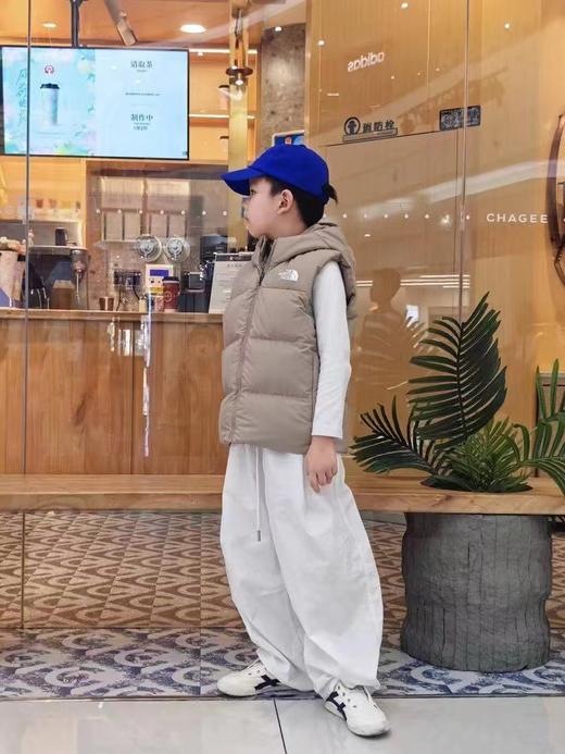 D121023冬新款2025年新品冬季男女儿童款短款羽绒棉马甲 商品图4