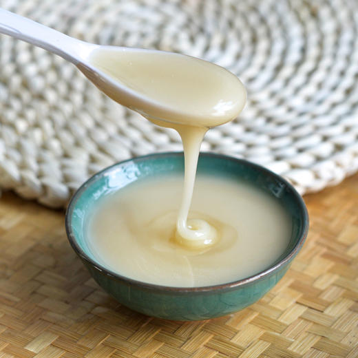 【云蜜典范 云南雪蜜】500G一瓶，天然蜜源，雪山气候独特，质地稠厚，晶莹润泽，口感绵柔丝滑，甜而不腻，香气四溢~ 商品图1