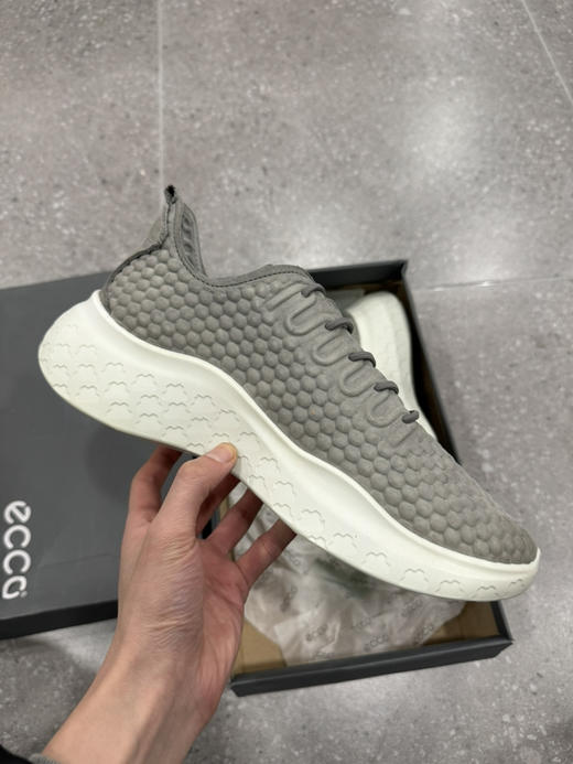 正品 ecco爱步 悦动 牛皮 舒适透气 低帮 运动休闲鞋 男款 草绿色 全新鞋盒轻微破损 尺码41号449码 商品图2