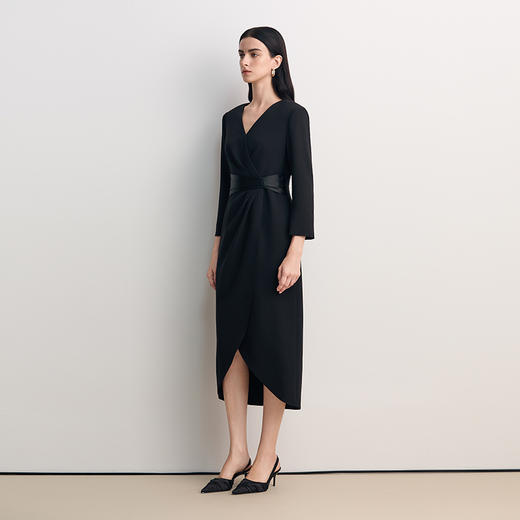 EITIE爱特爱V领腰封结合褶裥设计层次感简约大气礼服8577204 商品图4