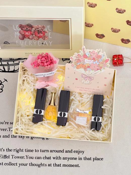 D121017三色口红+香水小样+花束直男过节生日B备黄油小熊礼盒 商品图2