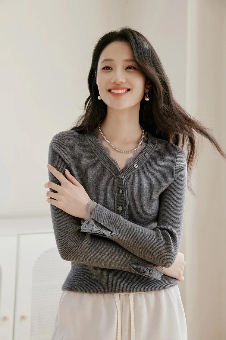 二店y 【M9102 】个人偏好，v领蕾丝拼接针织衫羊毛显瘦针织上衣