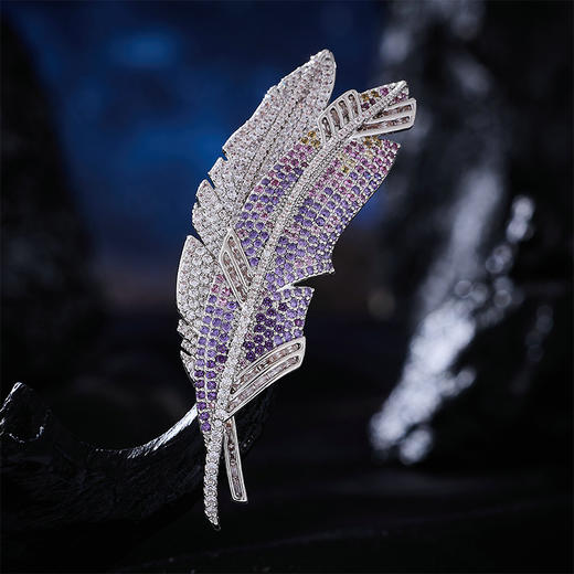 高级感铜镶锆石羽毛气质胸针，奢华优雅时尚精致晚宴西装配饰别针LY-M-226 商品图0