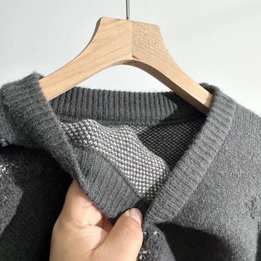 D121010立体星星提花图案圆领星星毛衣男女同款 商品图4