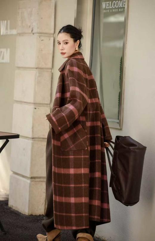 SZ6C11_盈盈色_大衣_冬季_圆领单排扣格纹双面呢_高级女装_BERNIEELEN 伯妮斯茵 商品图2