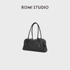 ROMISTUDIO 首饰袋 荔枝纹头层牛皮手提单肩保龄球包 RWCLP37184 商品缩略图2