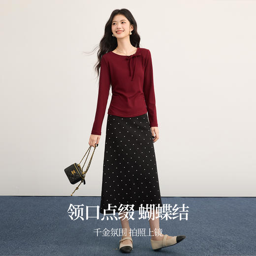 【12/10新品6折】熙世界特别漂亮的红色T恤打底衫女秋冬氛围感蝴蝶结圆领掐腰上衣 商品图2
