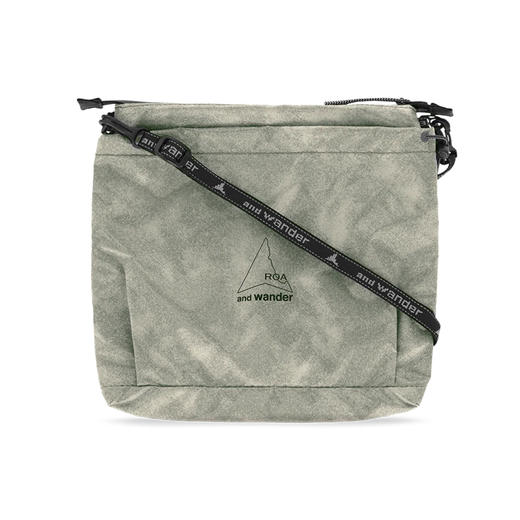 ROA x and wander Sil Sacoche 联名款斜挎包 商品图4