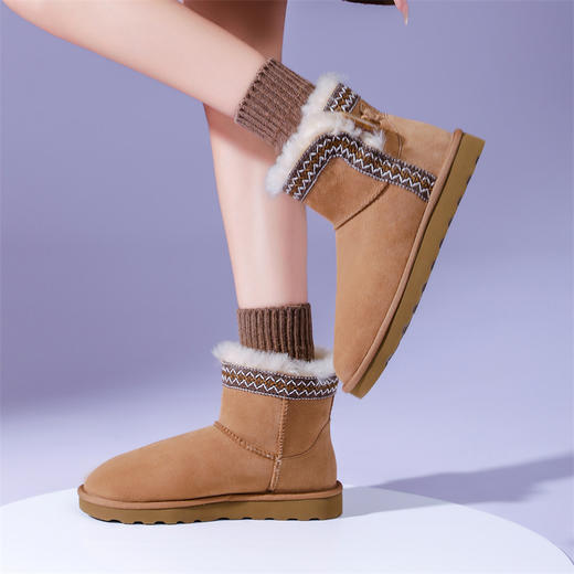 隆丰冬季女保暖A级羊皮毛一体雪地靴一粒牛角扣基础款名族风短筒雪地靴122075 商品图0