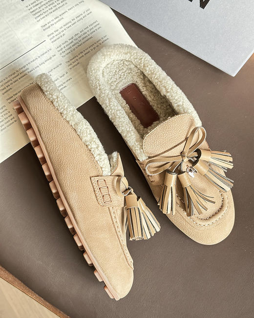 现货 THS-限时 霍根家 女款休闲毛毛拖鞋 H693时尚穆勒鞋 2色 BZ1277 商品图9