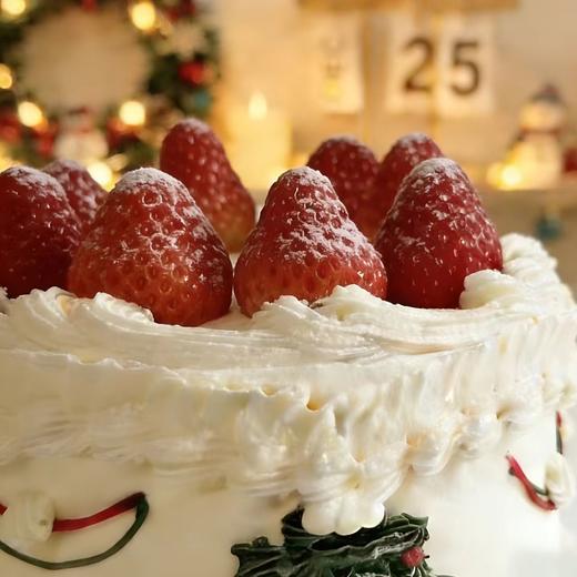 【圣诞节】圣诞莓滋滋  节日的甜，是奶油裹着的草莓香，一口下去，暧了整个冬天 商品图4