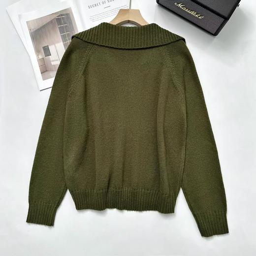 D121033冬季新款法式极简风高端羊毛翻领百搭V领针织衫 商品图10